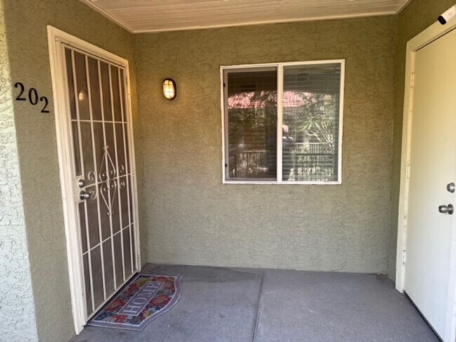 1336 E Mountain View Rd Phoenix, AZ 85020 photo 4