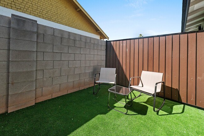 1242 E Pierce St Phoenix, AZ 85006 photo 5