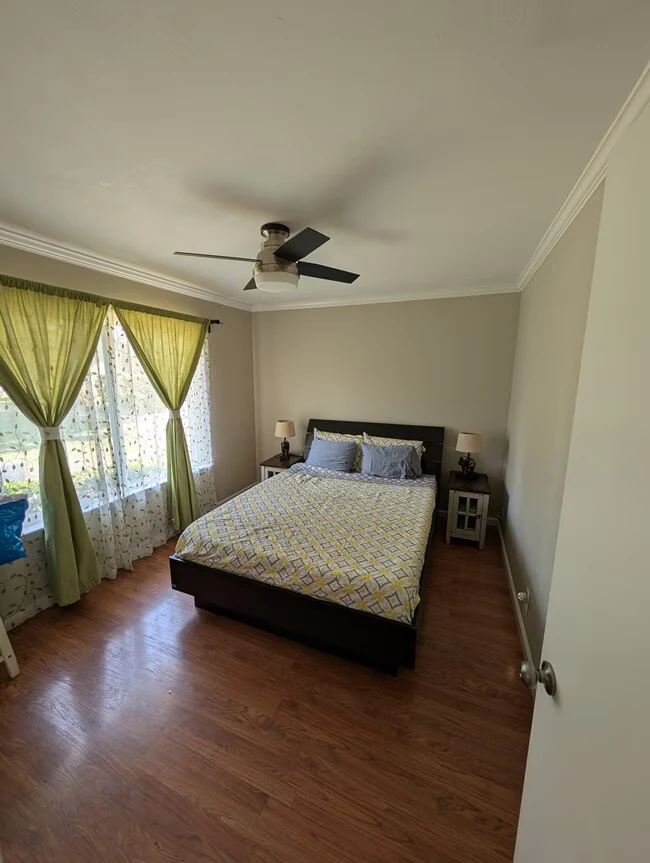 701 King Ln Foster City, CA 94404 photo 5