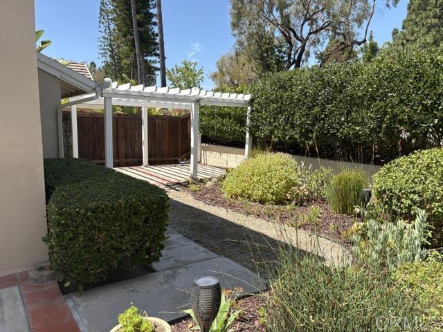 3950 Carmel Springs Way photo 5