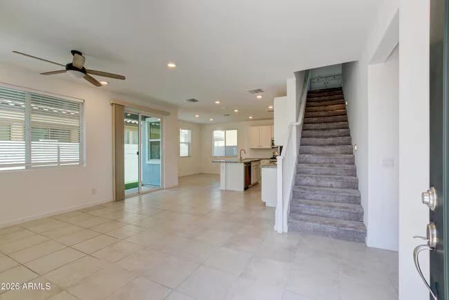 9902 E Tamery Ave Mesa, AZ 85212 photo 2