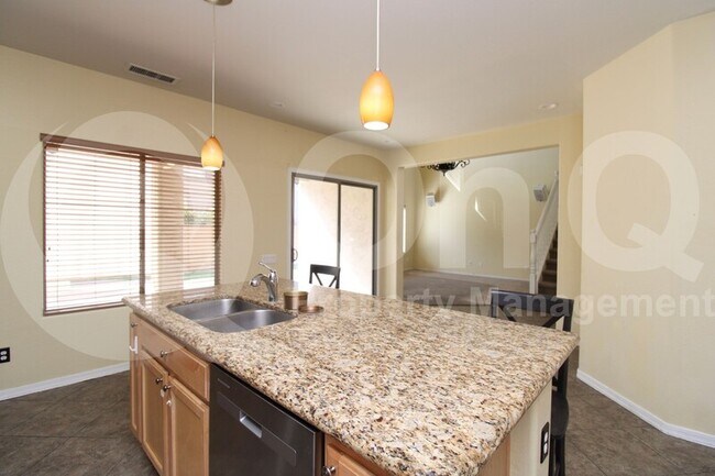 2025 W Marconi Ave Phoenix, AZ 85023 photo 4