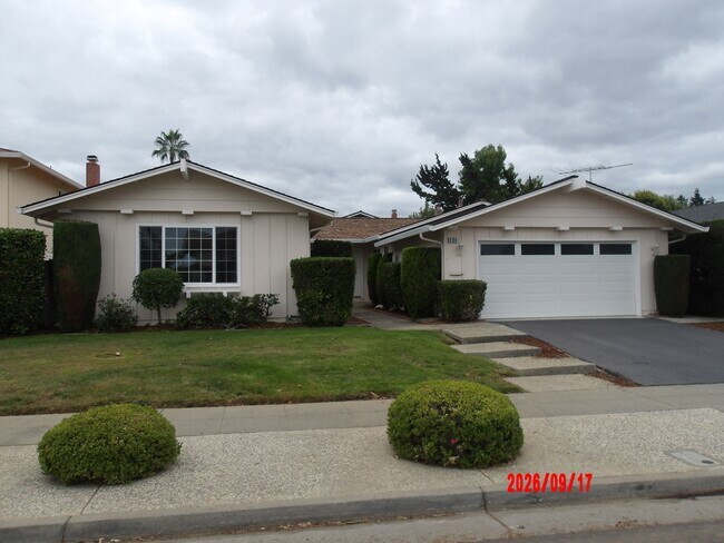 6184 Tracel Dr photo 3