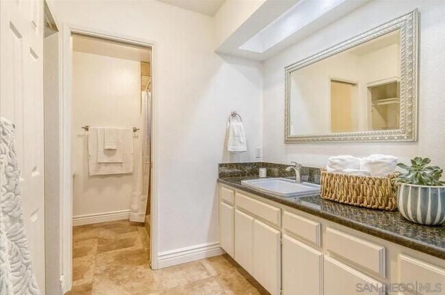 3504 Woodland Way Carlsbad, CA 92008 photo 5