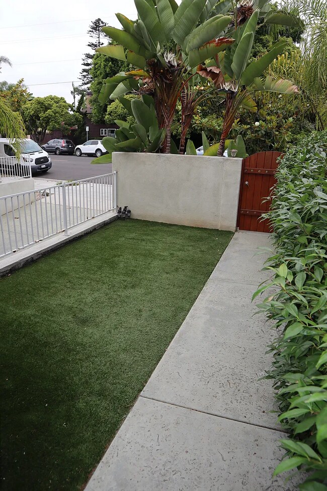1510 Ynez Pl Coronado, CA 92118