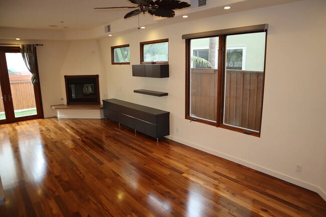 1510 Ynez Pl Coronado, CA 92118 photo 5