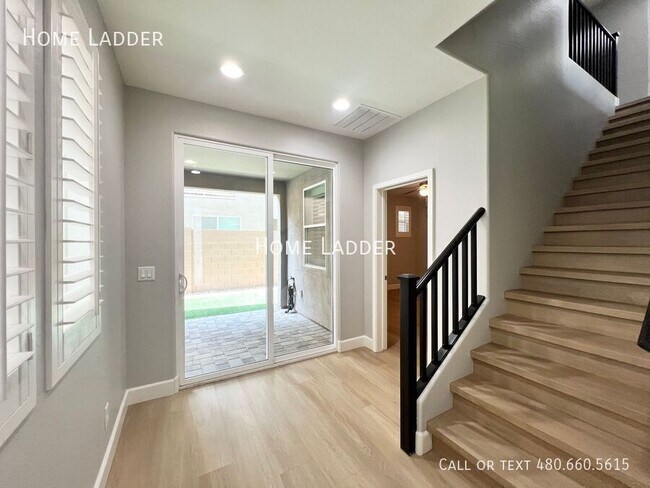 7055 W Jasper Dr Chandler, AZ 85226 photo 4