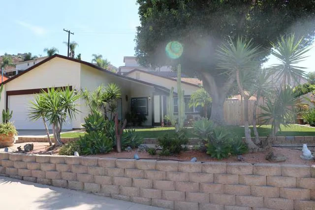 11235 Brockway St El Cajon, CA 92021