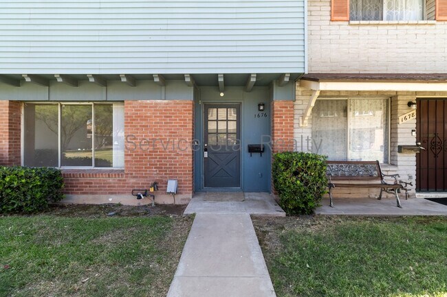 1676 West Campbell Ave Phoenix, AZ 85015 photo 3