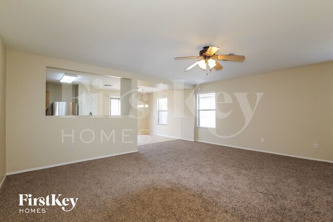 15552 W Port Au Prince Ln Surprise, AZ 85379 photo 4