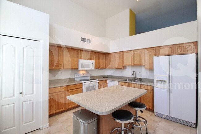 708 S Beck Ave Tempe, AZ 85281 photo 4