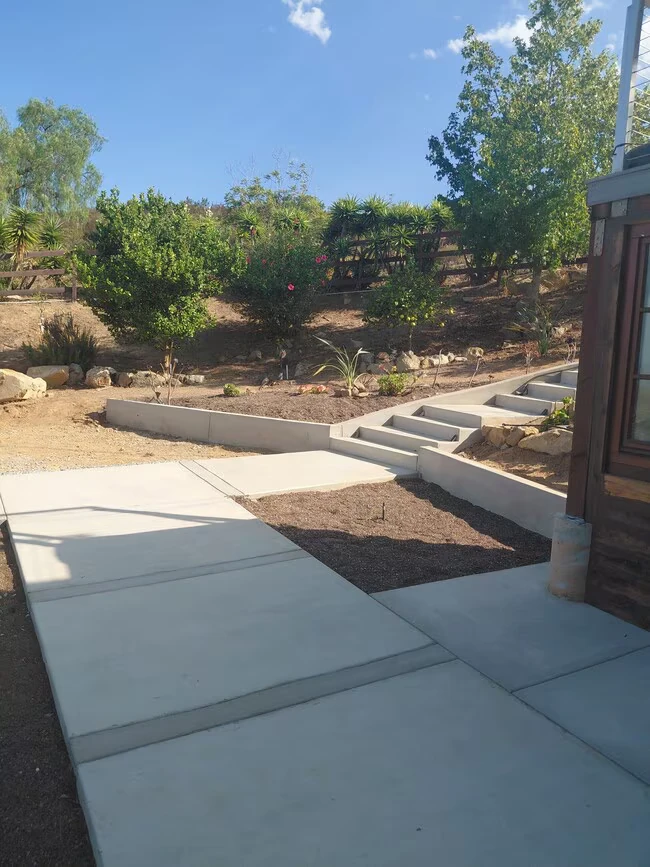 401 Washingtonia Dr San Marcos, CA 92078 photo 2