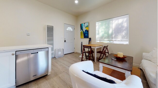 5320 Redding Rd San Diego, CA 92115