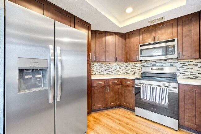 5780 Friars Rd San Diego, CA 92110 photo 3