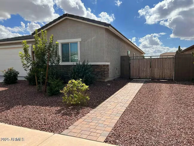341 E Rio Pl Casa Grande, AZ 85122 photo 2