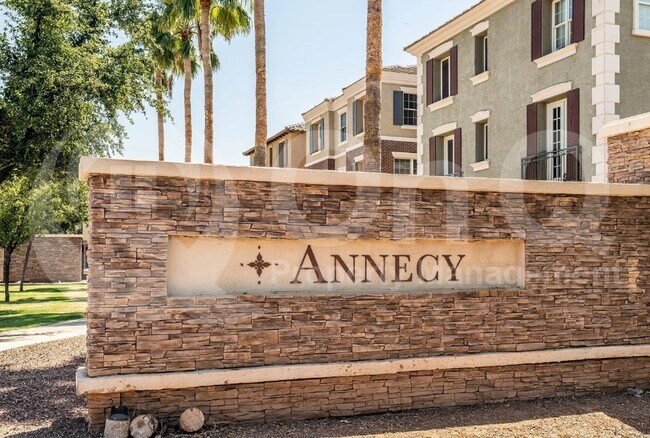 2750 S Voyager Dr Gilbert, AZ 85295 photo 4