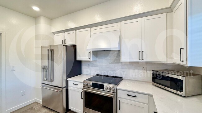 2750 S Voyager Dr Gilbert, AZ 85295 photo 5