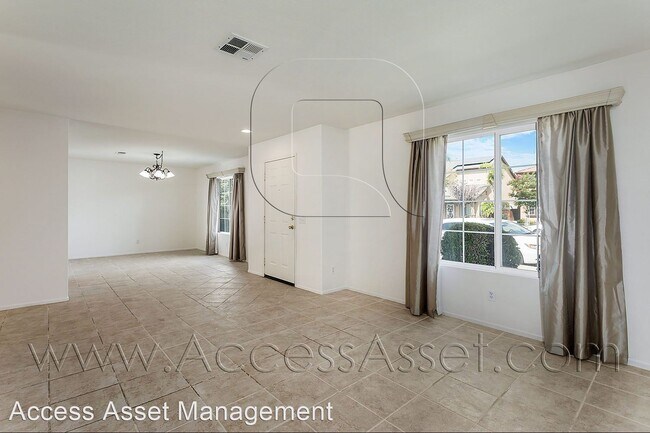 39276 Sierra La Vida Murrieta, CA 92563 photo 2