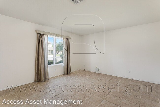 39276 Sierra La Vida Murrieta, CA 92563 photo 3