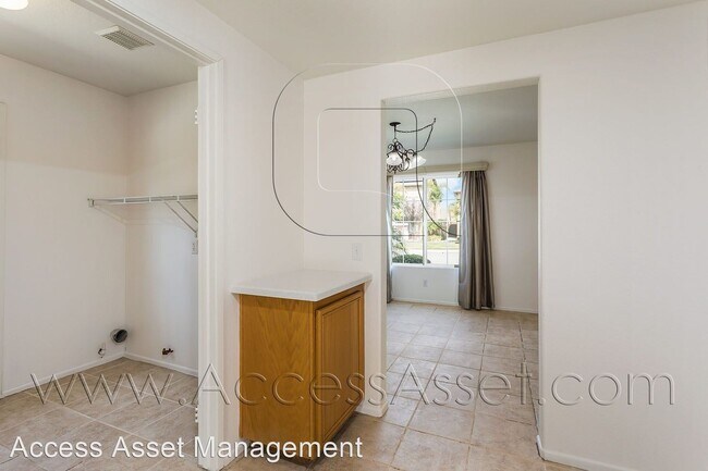 39276 Sierra La Vida Murrieta, CA 92563 photo 5