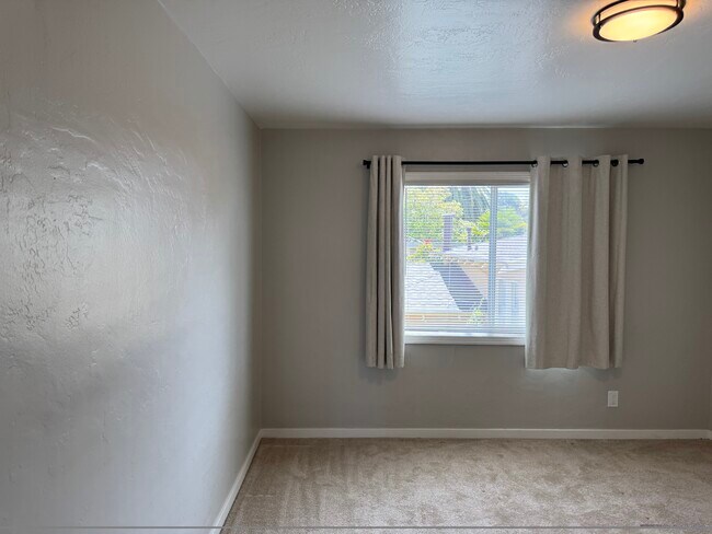 2116 California St Berkeley, CA 94703 photo 5