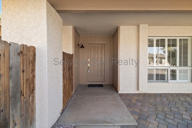 8675 E Diamond St Scottsdale, AZ 85257 photo 4