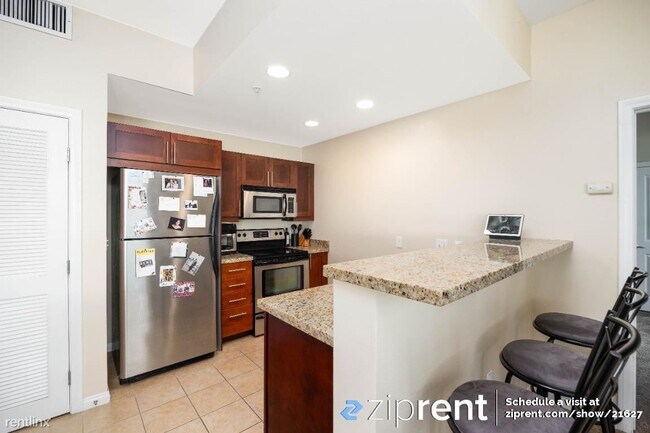 206 Park Blvd San Diego, CA 92101 photo 4