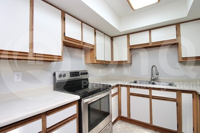 1340 N Recker Rd Mesa, AZ 85205 photo 4
