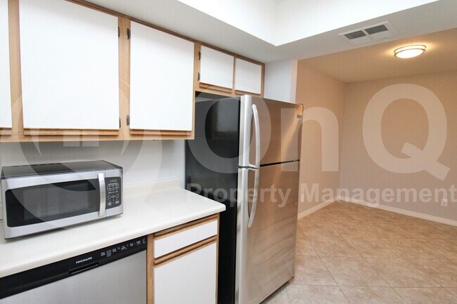 1340 N Recker Rd Mesa, AZ 85205 photo 5