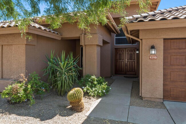 Ironwood Village - Completely Remodeled Interior, Single Level with Pool! photo 4