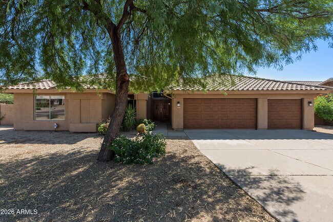 Ironwood Village - Completely Remodeled Interior, Single Level with Pool! photo 2