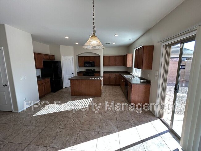 10341 W Atlantis Wy Tolleson, AZ 85353 photo 3
