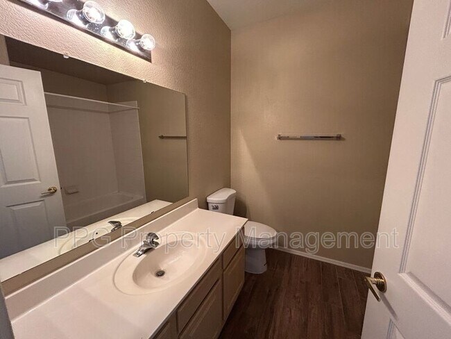 9555 E Raintree Dr Scottsdale, AZ 85260 photo 5