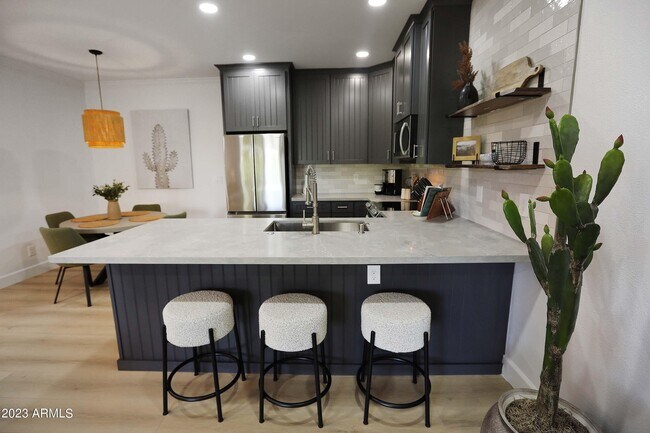 7009 E Acoma Dr Scottsdale, AZ 85254 photo 4