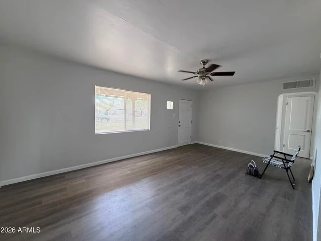 2221 E Osborn Rd Phoenix, AZ 85016 photo 3