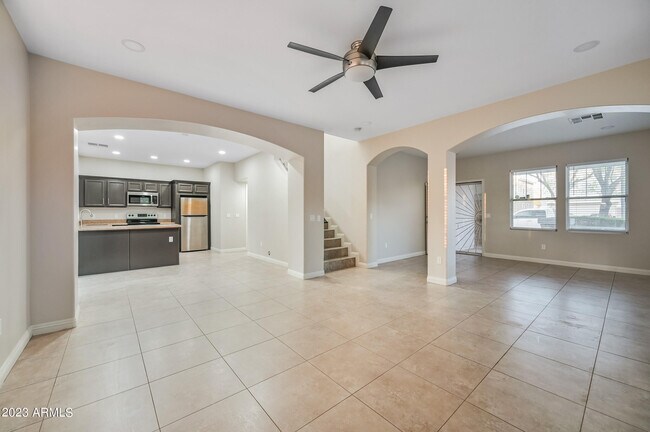 1330 S 121st Dr Avondale, AZ 85323 photo 5