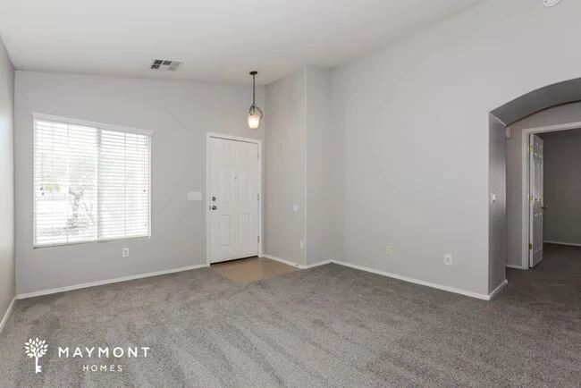 1752 W Harding Ave Coolidge, AZ 85128 photo 2