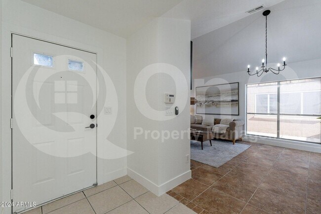 5248 N 102nd Ave Glendale, AZ 85307 photo 2