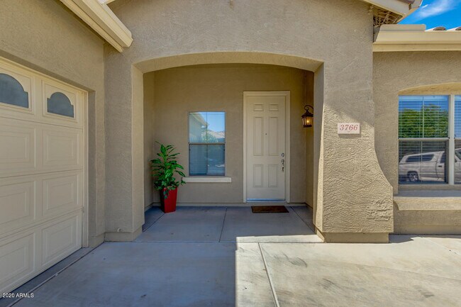 3766 E Constitution Ct photo 5