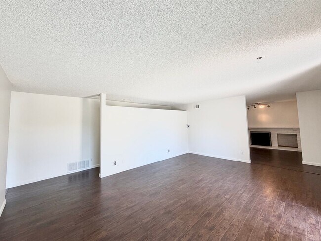 6104 Haas St La Mesa, CA 91942 photo 5