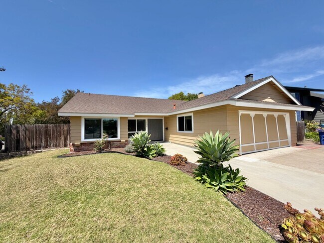 6104 Haas St La Mesa, CA 91942 photo 2
