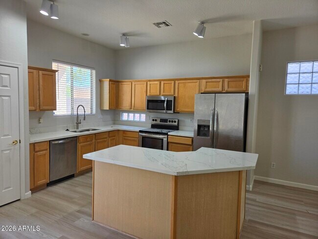 13426 W Jacobson Dr photo 4