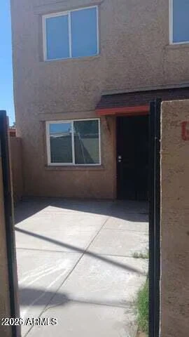 6838 W Monterosa St Phoenix, AZ 85033 photo 4