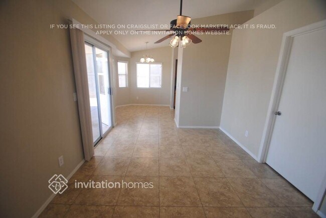 1667 S Stetson Rd Apache Junction, AZ 85119 photo 4