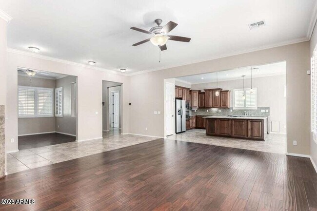 15369 W Westview Dr Goodyear, AZ 85395 photo 5
