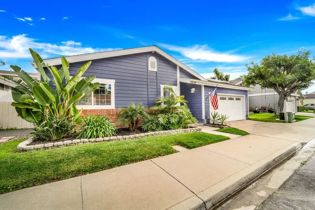 2039 Waterbury Dr Chula Vista, CA 91913 photo 2