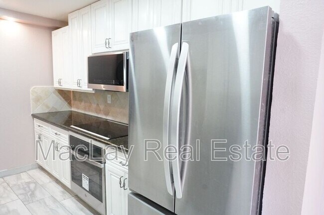 10444 N 69th St Paradise Valley, AZ 85253 photo 4