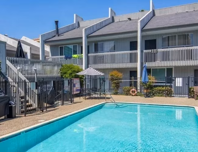 1124 Eureka St San Diego, CA 92110