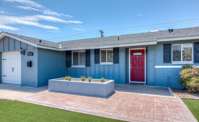 8031 E Oak St Scottsdale, AZ 85257 photo 3