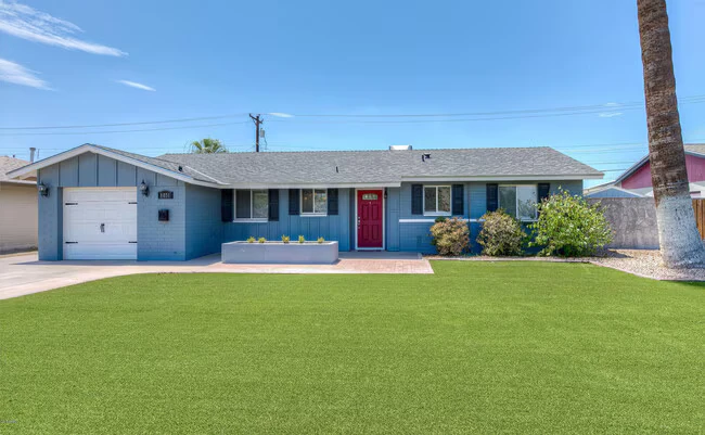 8031 E Oak St Scottsdale, AZ 85257 photo 2